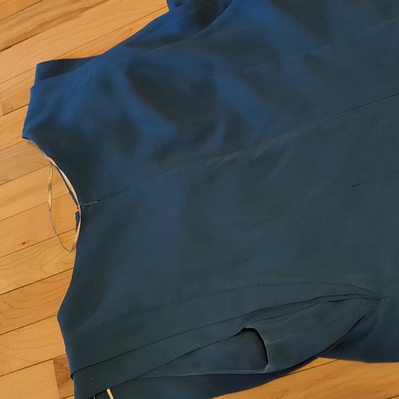 Dress - Picture 5 of 7